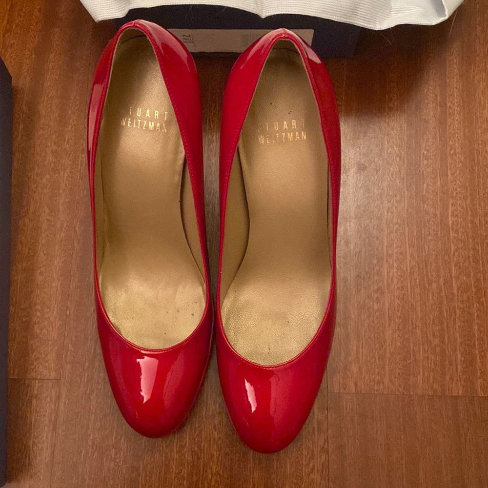 Stuart Weitzman Platswoon Red Patent leather heels size 8.5
